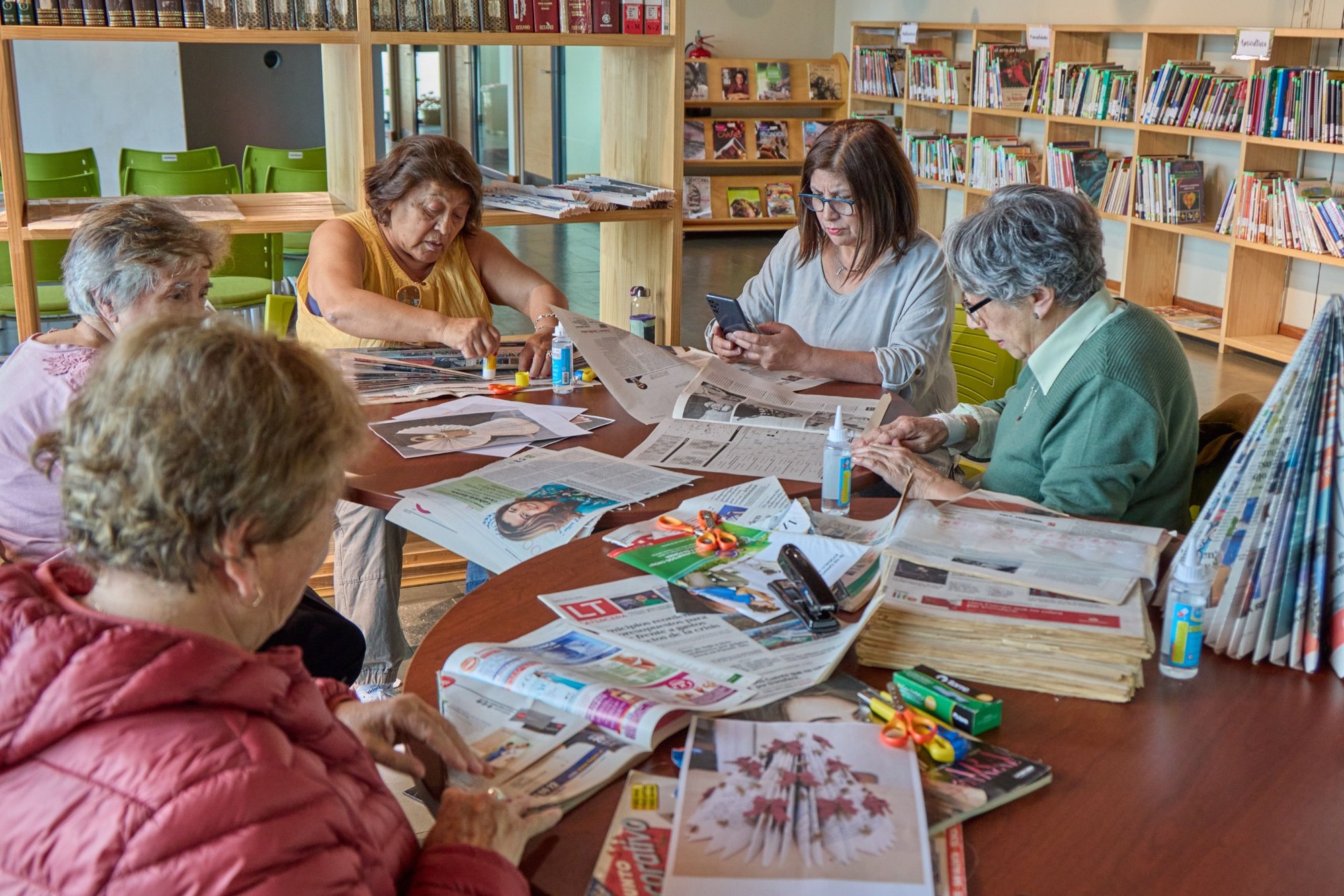 Un atelier collectif réunissant des seniors